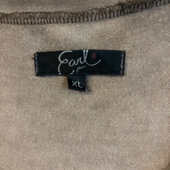 Earl studded long sleeve top- relaxed XL- NICE - Picture 4 of 4